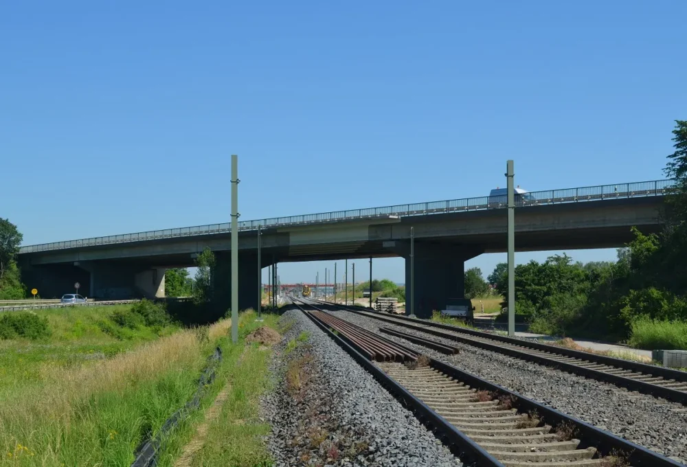 Bauwerksprüfung von LSW-Bauwerken auf der Autobahn BAB A9 / A70 / A73 /A93